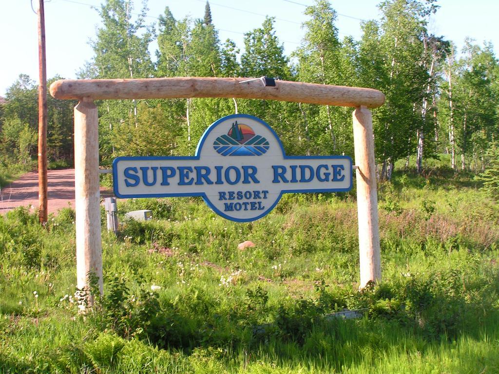 Superior Ridge Resort Motel Schroeder Exterior photo